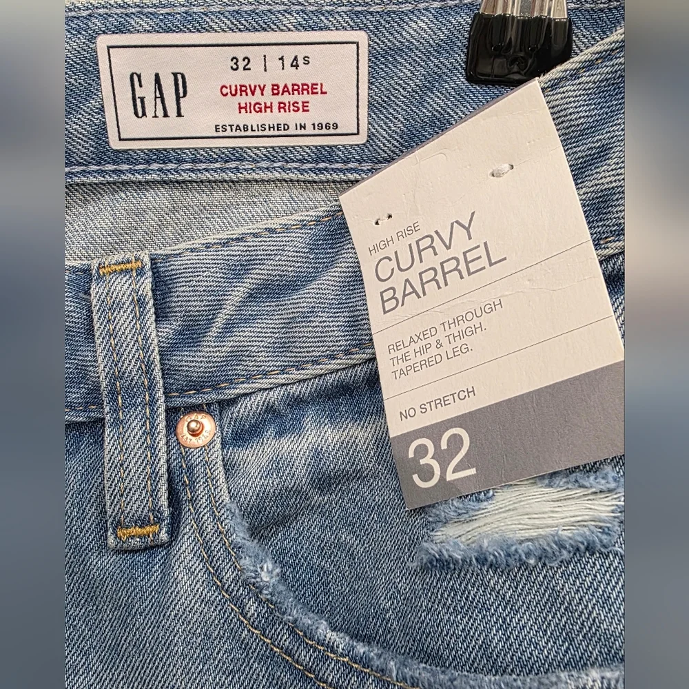 GAP Women's Curvy High Waisted Barrel Jean 32x28 - Picture 10 of 11